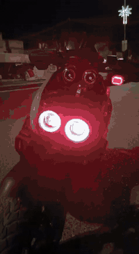 للبيع صناعة المانيا
ماكو دراجة اوتماتيك بمتانتها وبسرعتها ورزانتها 
وتعال اطلع بيها تراي محافظات 
سرعتها 160
مامفتوحة مكينة حجم 150ccc
بيها مثبت سرعة
نوعيت الدهن الابدلة امزويل الماني

السعر 800
للعلم سعر الجديدة 1600
بس محتاج عل جامعة
***********
