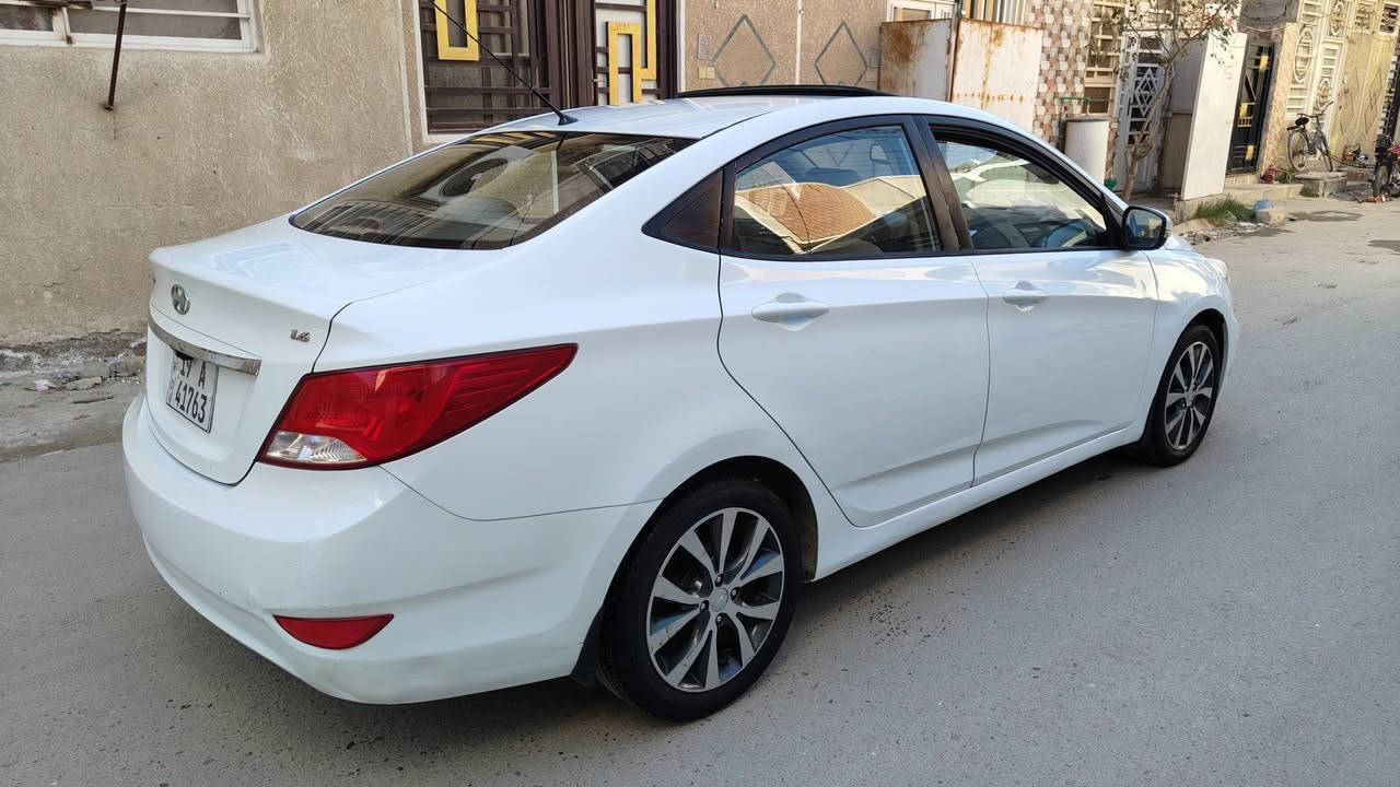 ياالله سلام عليكم للبيع أومراوس هونداي أكسنت موديل 15خليجي فول مواصفات مكينه 1600 السياره جديده وجاهزه علااخر حبايه وبل عافيه علياخذه السعر 103وبيه مجال للاستفسار ***********مكاني كربلاء
