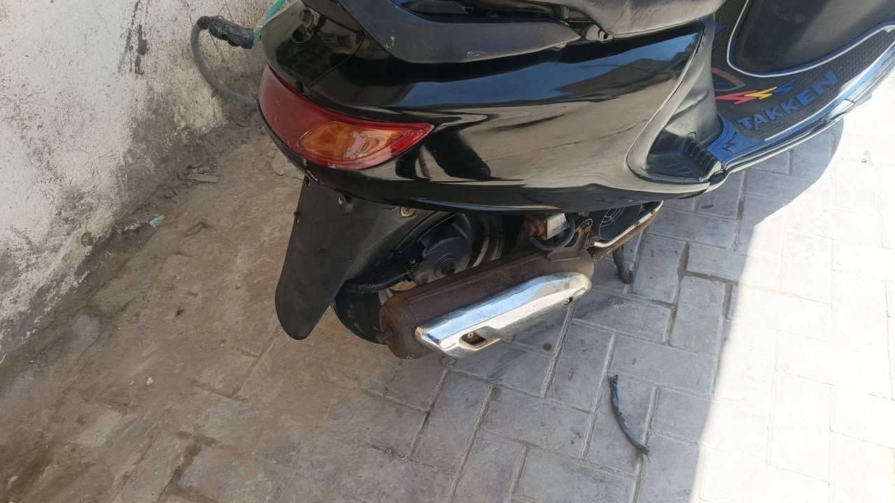 السلام عليكم درجه فراشه للبيع سلف هندر كهربائيات كلهم شغال شرط مامفتوحه حاويه ماناقصها شي واحد ‏  على واحد مكاني نجف سعر 600 وبيها مجال الاستفسار ‏‪***********‬‏
