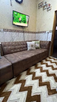 تخم نظيف مابي ضرر ب150 +كاونتر نظيف والسنك مرمر ب150 بغداد الجديده 077...