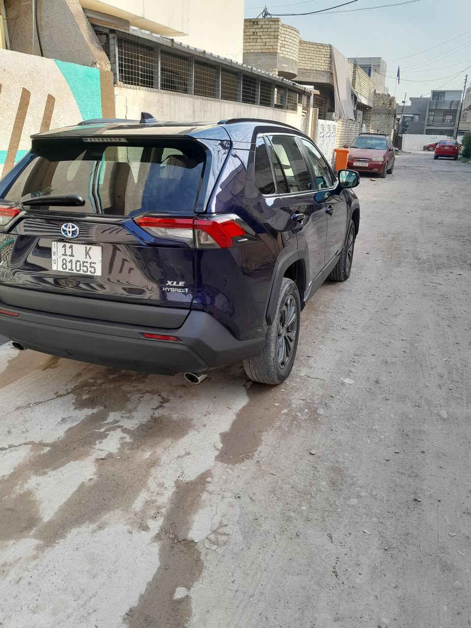 السلام عليكم راف فور موديل ٢٠٢٣ هايبرد بانزين السيارة فووول مواصفات حادثه دعاميه أماميه فقط اي صبغ ماكو دخلت للعراق بشهر الثامن 
مكينه كير صدر كله مكفولات 
السيارة بريم ويوجد بيه سونار 
السعر ٢٢٥ وبي مجال بسيط 
حي الجهاد بغداد  
***********
