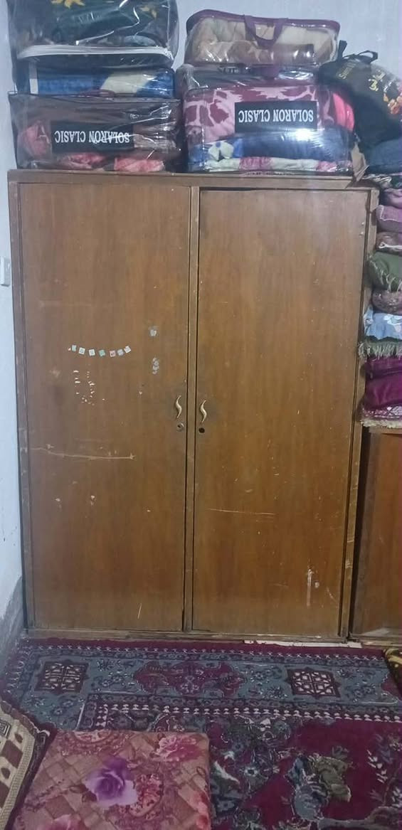 كنتور وبوفيه  قديمات  سعر  لبوفيه 30 ولكنتور 25


**إذا كنت صاحب هذا الإعلان وتريد حذفه لأي سبب، رجاءا أرسل رسالة إلى الدعم الفني**