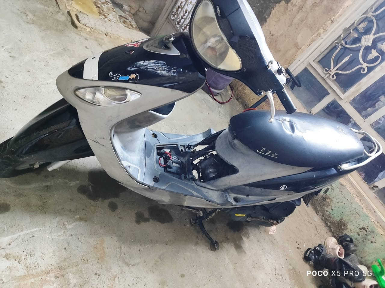 سلام عليكم دراجه للبيع ماكس منغولي دراجه 55مفتوحه  سلف هندر اشاير لايت دشبول كلشي شغال دراجه ناعمه ومعدل   مكان ديوانيه مركز هاذه رقمي ***********
