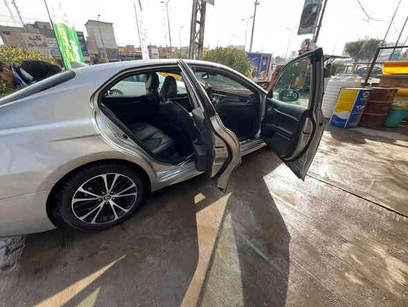 كامري 2020 se

بصمة سلايد 

رقم بغداد 

رقم الشاصي موجود مع الصور

تبديل القطع كلها اصلي  تفصيخ بدون صبغ

بدون دواخل 

210 ورقة بيها مجال قليل 

ماشي 25 الف ميل قابل للزياده 

بغداد

***********
