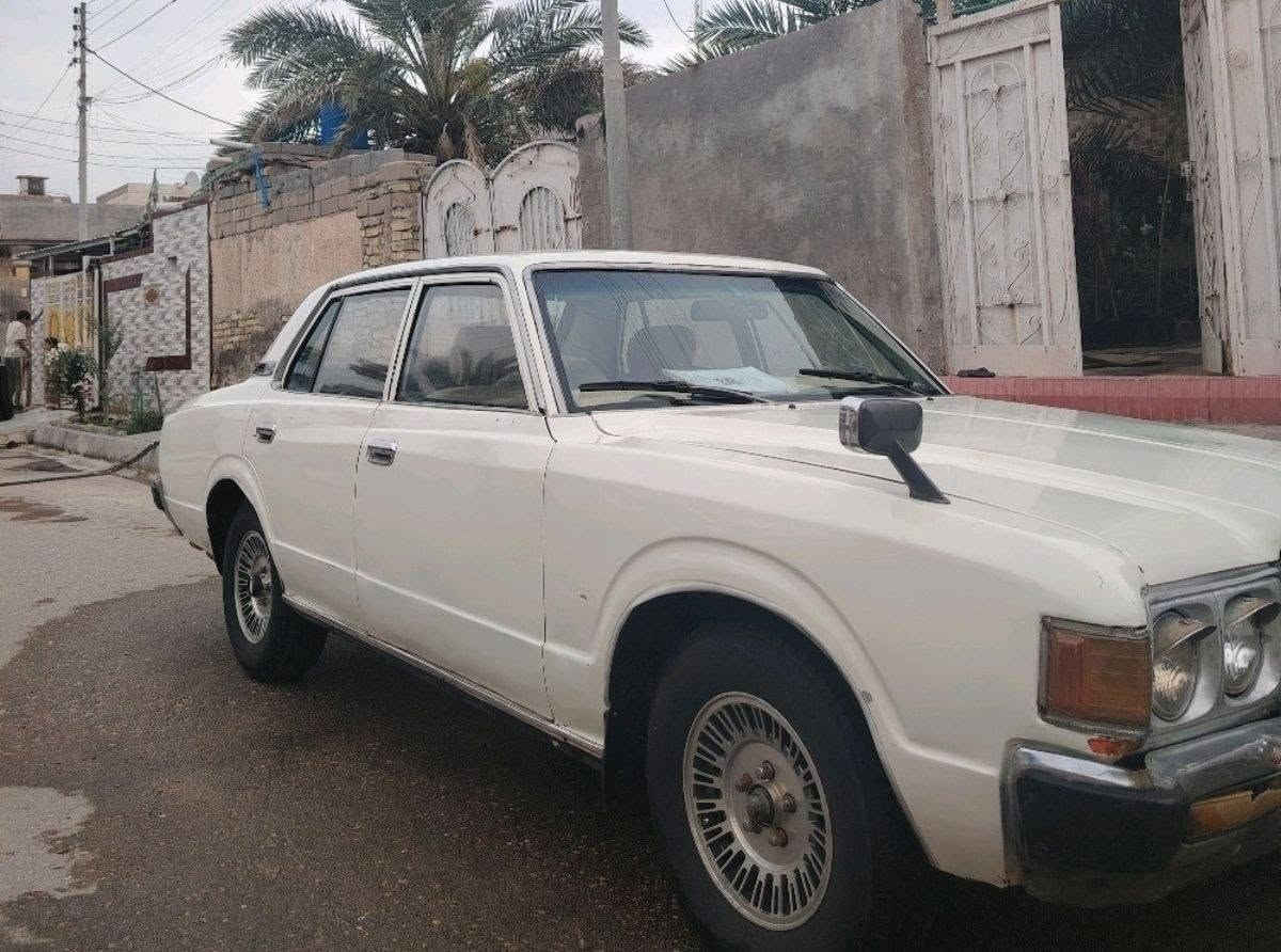 كراون 78معمره كلش حلوه كير مكينه حداده باتري  وين متريد اطلع بيه
بسمنه رقم نينوى مشروع  وطني بي مكان تتحول 
       المكان البصره القرنه ***********
                  السعر 32
