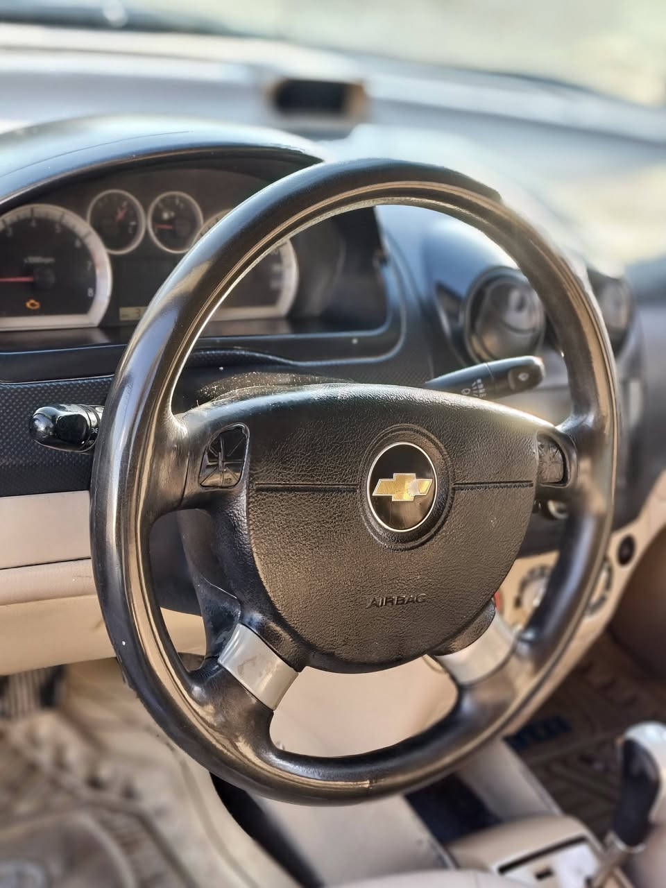 أفيو 2007 وارد خليجي مكفوله كفاله عامه من الضربه مصبوغه جماليه رقم بابل الدولي الجديد سنويه جديده كير ومحرك جدد حداديه جديده تبريد شغال تخم تاير جديد غرفه جديده كهربائيات كلها شغاله جامه جديده هزه جديده السياره احله من الصور مكينه 1600
السعر 65 وبيه مجال
***********
