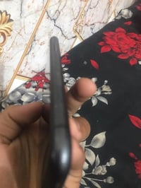 آيفون ١١ • شاشة اصلية • بطارية ٩٠%