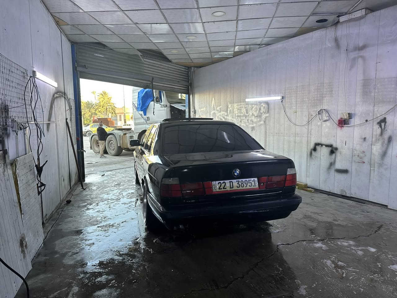 لبيع موديل 91 بجم عريض صبغ جماليه رقم جديد صدر امامي وخلفي جديد 25  اصل تبريد بس غازمكان دياله خانقين ***********
