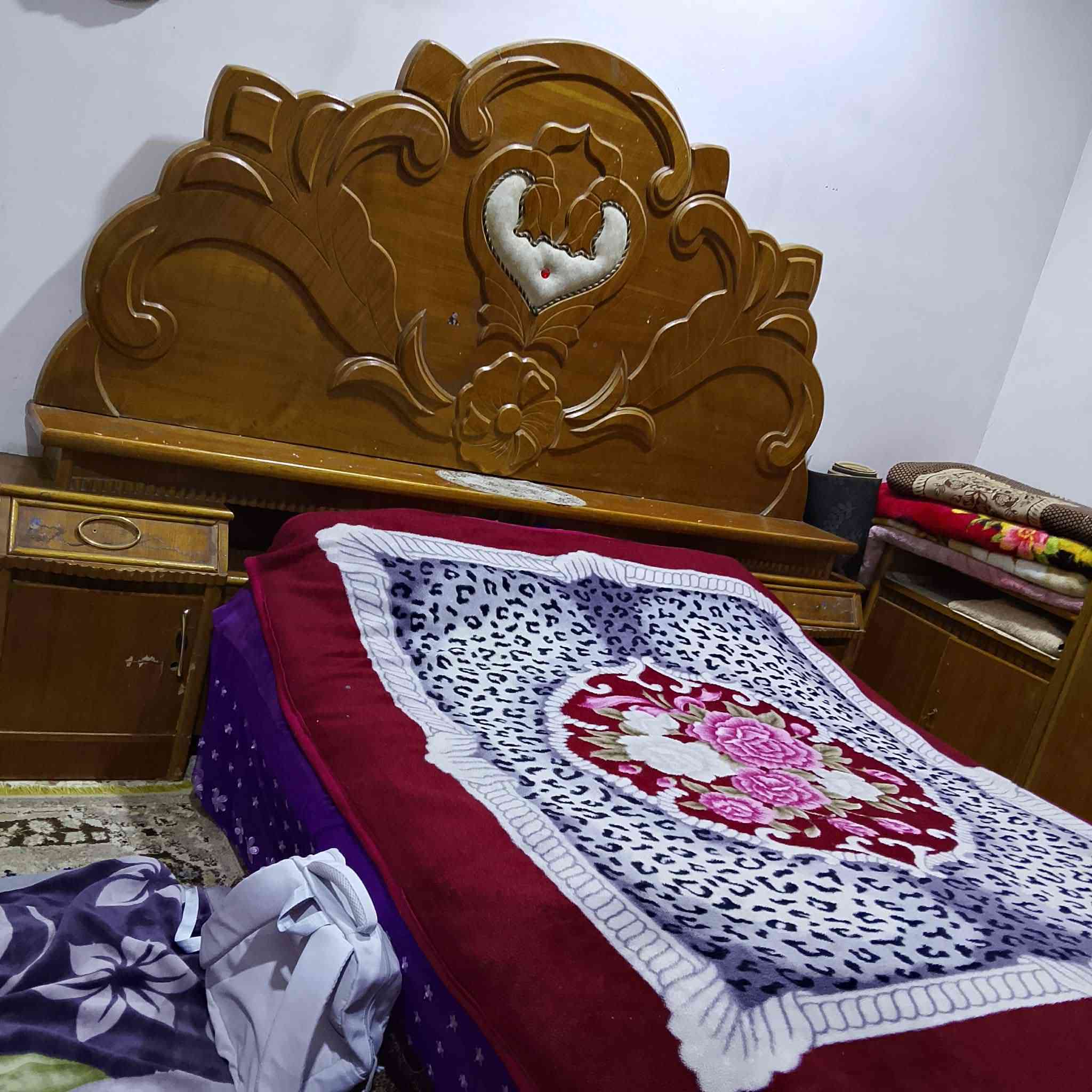 غرفه تسكام نضيفه فقط صبغ يرادلها سعرها مناسب كلشش مكان سياحي


**إذا كنت صاحب هذا الإعلان وتريد حذفه لأي سبب، رجاءا أرسل رسالة إلى الدعم الفني**