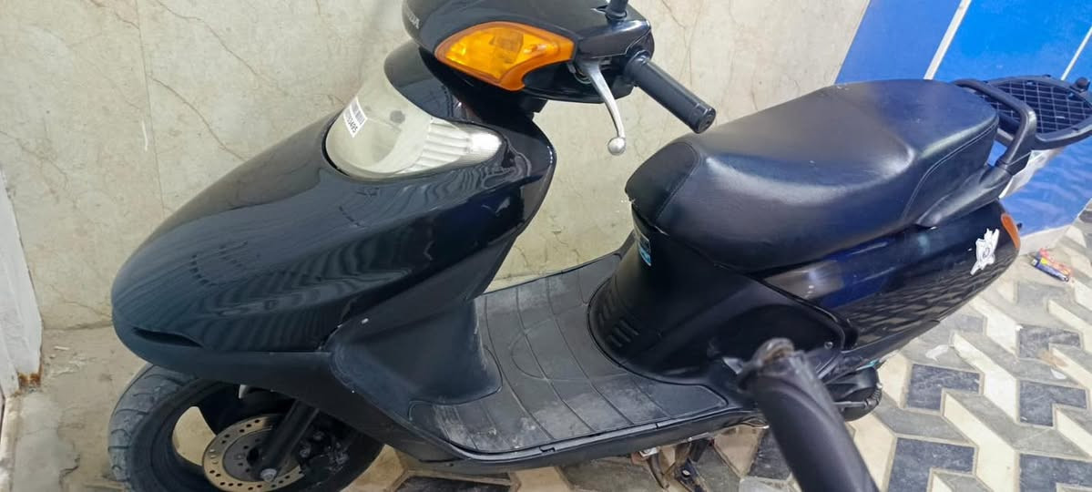 للبيع
دراجه سبيسي موديل 2011
نضيفه 
سعر 500 ألف 
وبيهه مجال 
مكاني المحموديه 
‭0776 634 3868‬
للاستفسار 
هذا رقمي بي وتساب
