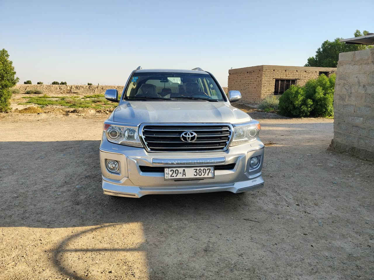 لاندكروز موديل 14 كفاله عامه مكينه 6 سياره عل وضع شركه جاهزه مابيه كل نقص للبيع 370 بيها مجال مكاني واسط شيخ سعد ***********
