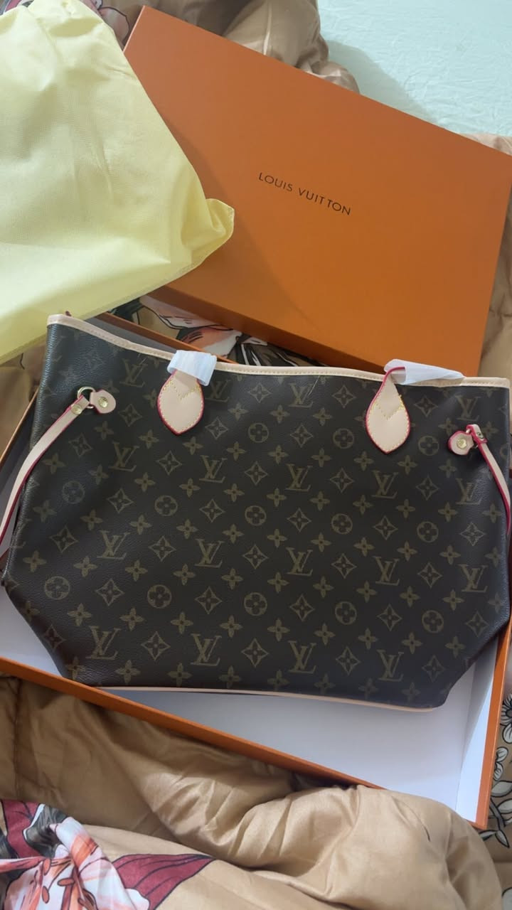 جنطه لويس فيتون اصليه كود وختم وباركود محتومه بكل مكان


**إذا كنت صاحب هذا الإعلان وتريد حذفه لأي سبب، رجاءا أرسل رسالة إلى الدعم الفني**