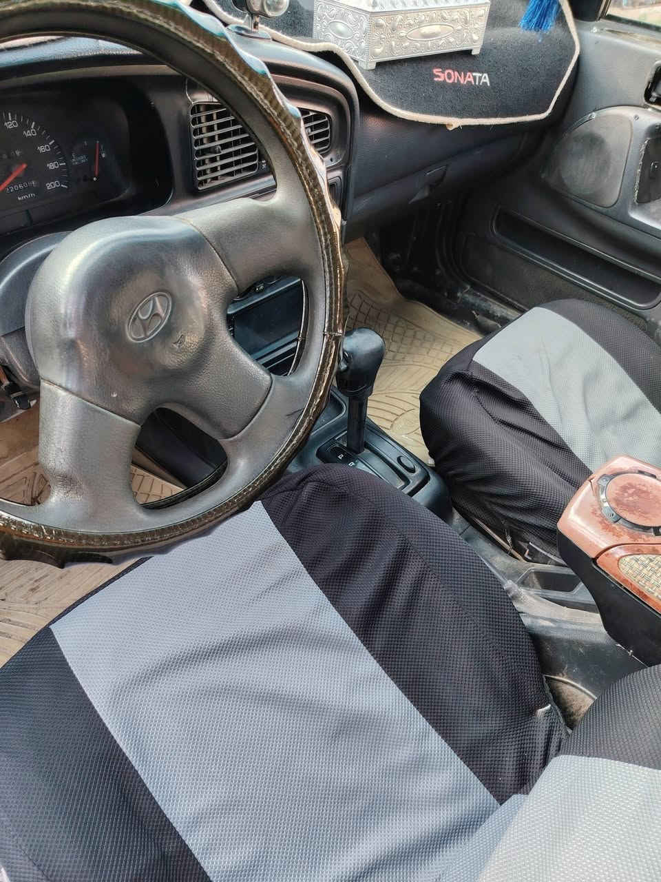 الانترا للبيع موديل1994 مرقمة انكليزي كاملة مابيهة نقص تبريد تدفة شغال كابونة بازين بيهة محرك بشرط لاتنقيص ولا تبخير كير اوتو السيارة بسمي ما متواجد خاص سعر38   المكان ديالى رقم ***********
