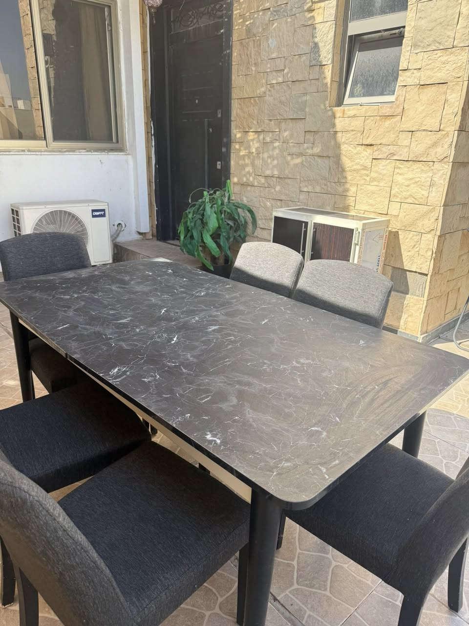 مرحبا
ميز طعام مع ٦ كراسي للبيع اخذته من ماكسي مول قبل ٦ اشهر نظافته ٩٥٪؜ اشتريته ب٨٠٠ الف واريده ب٤٠٠ الف وبي مجال بسيط


**إذا كنت صاحب هذا الإعلان وتريد حذفه لأي سبب، رجاءا أرسل رسالة إلى الدعم الفني**