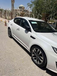 نصف مواصفات • بصمة • محرك ٢٤٠٠