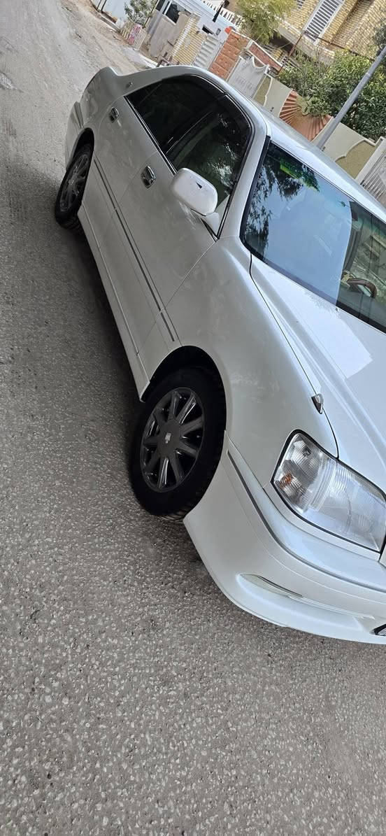 لليدور جدييييد وكيمر
ملكه صدفي...ادوات ..ادوات..كصة جنطه
تحويرت نجف فوك وجوه
السياره طك كراتيين وزيرووو
كرستال اصل دكمتين ديفور الصغير
المكان بابل
***********
