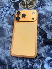 آيفون XR • ٦٤ • مبدل بطارية