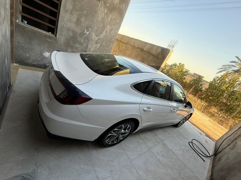 سلام عليكم
سوناتا خليجي محرك 2000 دوش 
مديل 2020 ابيض داخل قمر دين مرغوب
كفالة عامه رقم بغداد بأسمي تحويل مباشر 
مكان السيارة البصرة كرمة علي 
ماشية 73 
***********
