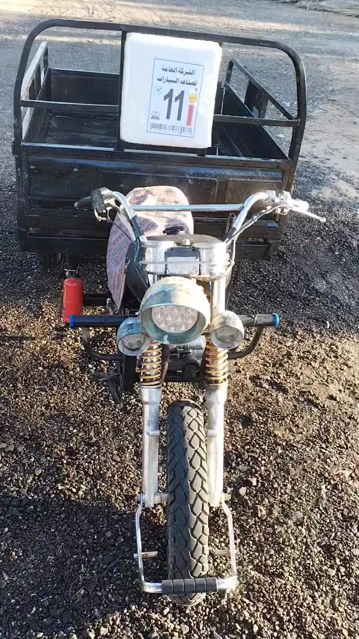 ب٤٠٠ قفل عذرا السعر ثابت ***********والله بلاش شاصي كفاله عامه وعلي مستعجل كلش الشراي يتصل فقط ديوانيه السنيه
