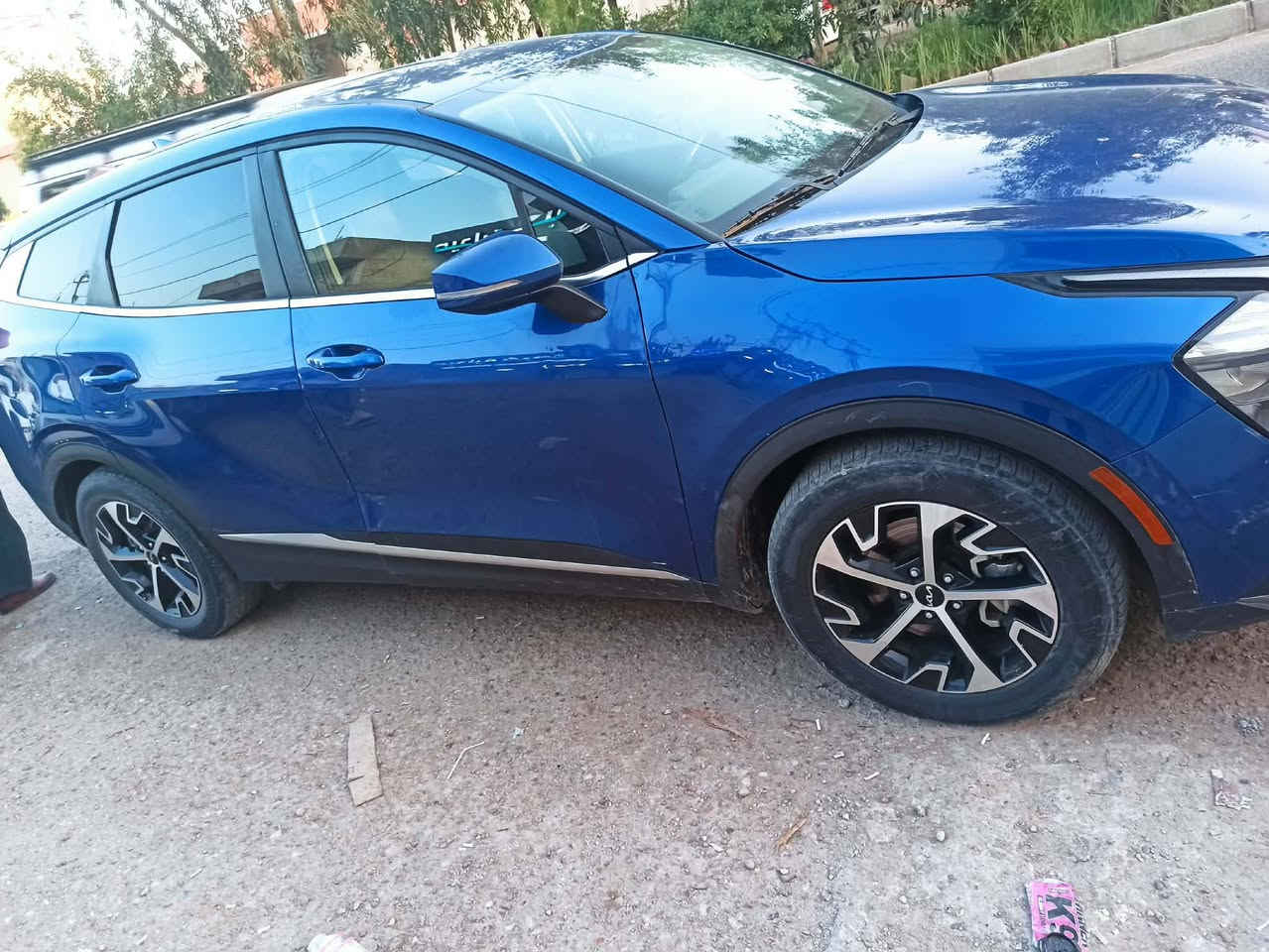 كيا سبورتج وارد امريكي 2023 مواصفات EX فول مواصفات عده البانوراما
بصمه تشغيل 💎
تشغيل عن بعد 💎
كشنات هيتر 💎
كرسي كهرباء 💎
سايد بريك بصمه 💎 
قطعتين تبريد 💎
ويل 18 كروم 💎
مكينه 2500cc💎
كير 8 نمر 💎
اشاير مري 💎
لايت عدسات زنون 💎
كشنات جلد 💎
ضرر السياره . تبديل باب فقطط ايرباك راجع سستم
 غيرها كفاله عامه السياره 
مكان السياره (ديالى بعقوبة) 
***********
تترقم جميع المحافظات عدى 
الشمال منفيس بسمي 
كبل ابصملك
سعر ١٦٣  بيها مجال
