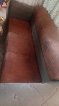 تخم عشر مقاعد تركي داخله خشب مو كارتون قوي اضراره جدا بسيطه اخذته ستمي...