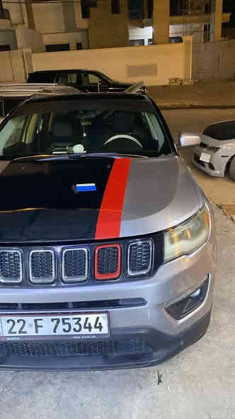 سلام عليكم 
جيب كومباس تريل هوك 

موديل 19 

رقم اربيل شرط التحويل

السياره فول مواصفات  

ماشيه 36 

دواخل جلد 

اوتو ستوب 

فور ويل

سايد بريك دكمه 

شاشه كبيره 

تو كلر بلاد قماره سوده 

السياره جديده كلش

كير محرك تبريد فور ويل تخم تاير حداديه كلها بشرط بجم زنون بلادي جاهزه الاخر حبه حادثها موضح بالصوره ومابيها غير حادث مكانها واسط الكوت

رقم الهاتف

***********

***********
