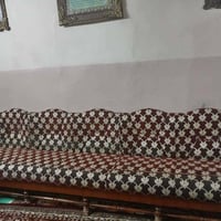 ديوان نضيف • خشب ثقيل • ديوان زاوية