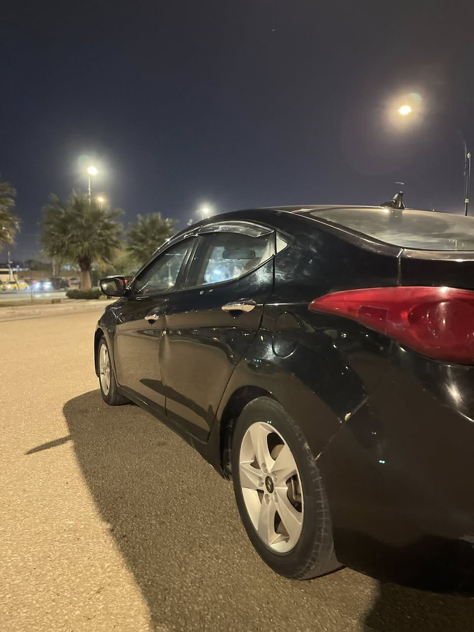 السلام عليكم النترا 2012خليجيه السياره جاهزه گير مكينه حداديه تبريد كله شغال موصفات السياره نص فول شاشه فتحه تحكمه استيران السياره بيها أربع قطع صبغ ابيع احزام السياره مكفوله التبديل  ومن التجوه تكمها سليمات مابيهن شي ضربتها خشم الجاملغ الخلفي السعر 92وبيها مجال مكاني كربلاء وموجوده السياره بكربلاء 
الاستفسار ***********
