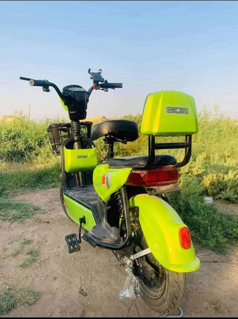 السلام عليكم دراجة شحن حجم 14 دراجة نصيفة كلش صار شهرين من اشتريته تجي وتفحص السعر 200 وبيه مجال قليل مكاني دوانية حي الجامعة


**إذا كنت صاحب هذا الإعلان وتريد حذفه لأي سبب، رجاءا أرسل رسالة إلى الدعم الفني**