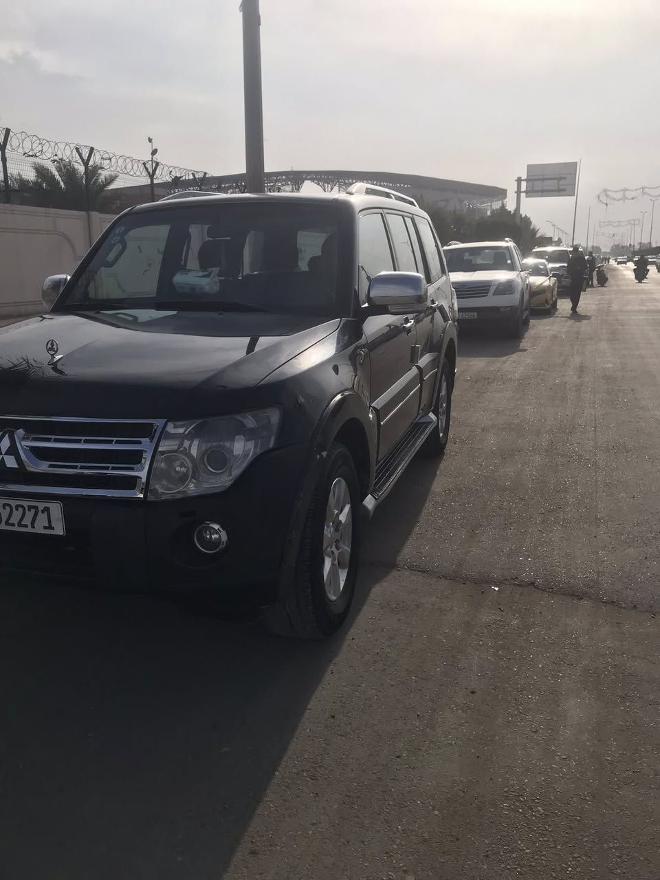 باجيرو موديل ٨ بسمي رقم وهزه جديده بيها بس چاملغ امامي صبغ بدون دواخل بغداد البلديات شارع الكهرباء ***********السعر ١٢٠ وبيها مجال
