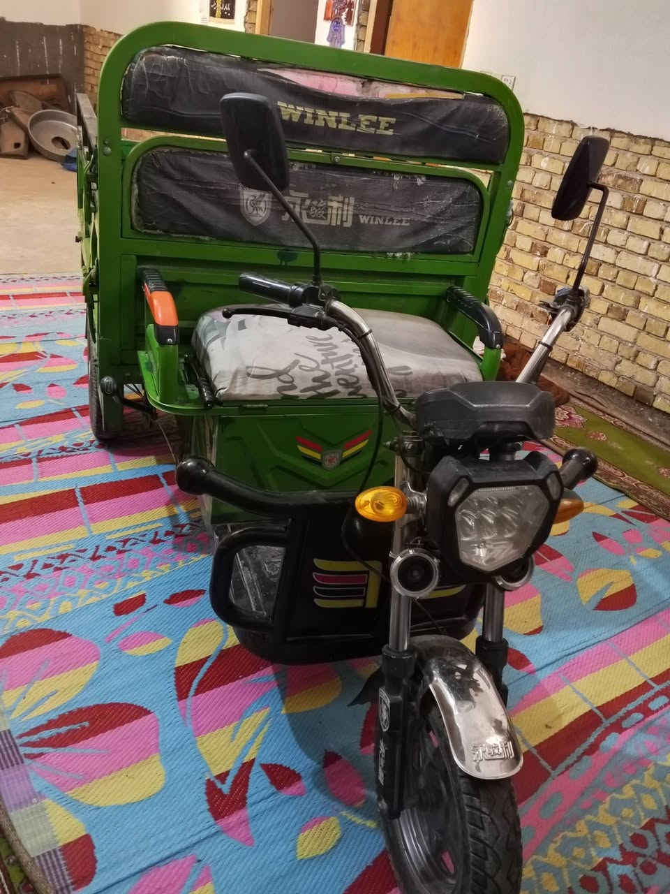 السلام عليكم سوته  شحن لبيع حجم كبير جداً باتريات عدد 5 حجم كبير نضيفه كامله مكمله ما بيهه اي نقص مكان الرفاعي سعر 1000 بي مجال  ان شاء الله هذا رقم الهاتف انتصل ***********
