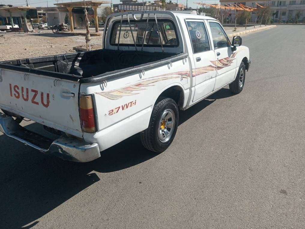 ئەم پیکابە بۆفرۆشتن،مۆدێل 1996سەنەویوحاسیبەوئەوەلیاتی بە شەرت ،مەکینەی توێتایە،ئۆتۆماتیکە،بەشەرتی گێڕومەکینە،کارەبای کامل مەزبوتە جام کارەبایە،عەشیای تەبریدی کامل پێوەیە،گەرمی ئیش دەکات،چوارتایەوویلی تازەیە،پێشودوایتازەداگیراوەپێشودوای کەپسە لێدراوی نیەسەقفی اڵێی شوشەیە،زۆرخاوێنە ماڵی دۆستە،نرخی 18گەڵاوکەمێ مەعامەلە،ژ.م *********** السليمانية, العراق
