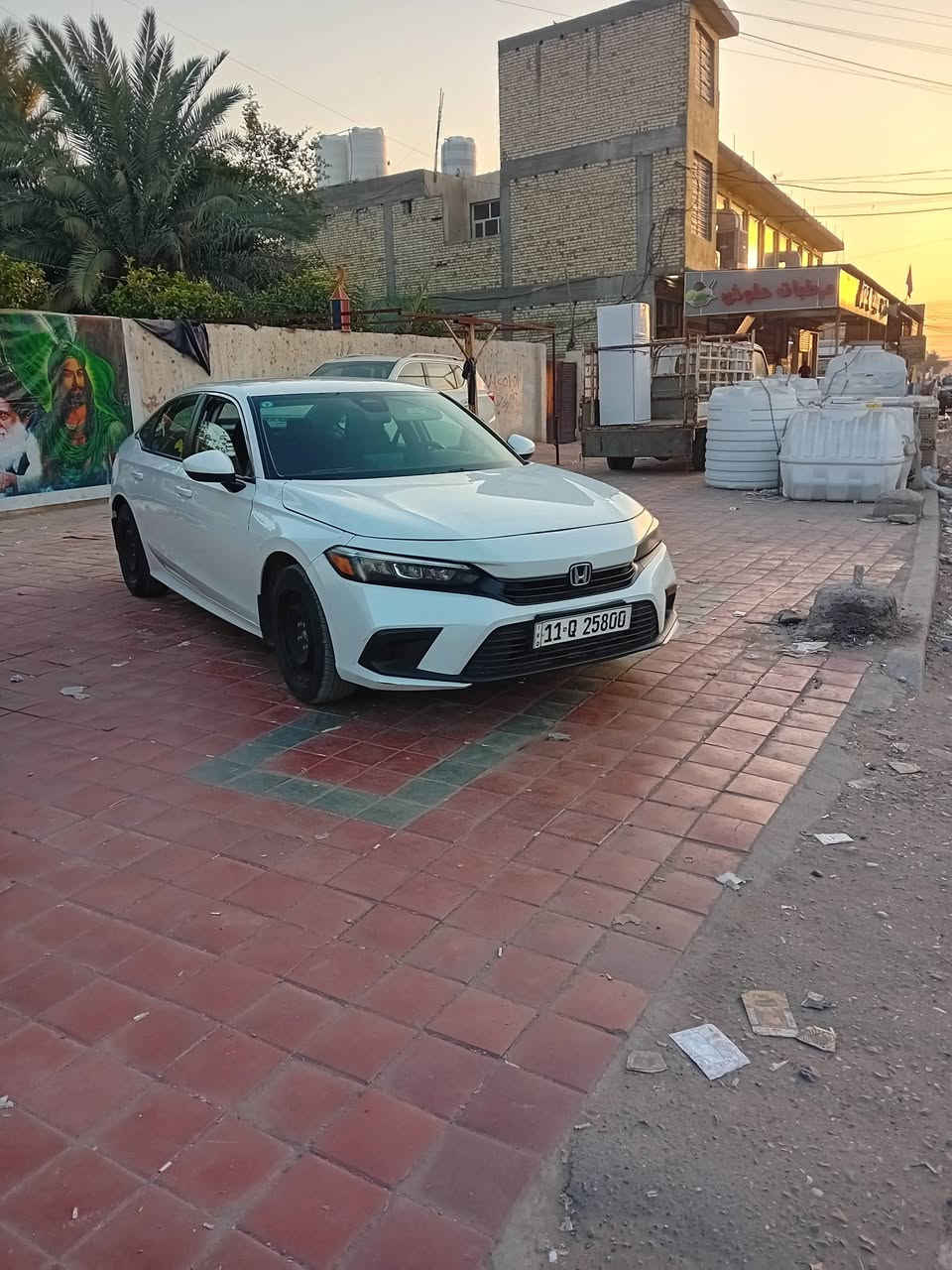 السلام عليكم ورحمة الله وبركاته
هوندا سفك موديل ٢٣ رقم بغداد ب أسمي  السعر  ١٤٠ وبيها مجال قليل وصور الحادث ب اول تعليق  رقم الهاتف ***********
