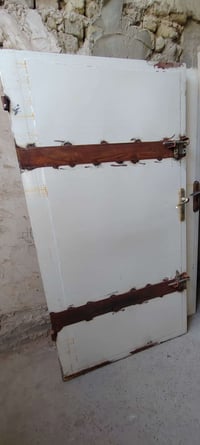 بابان حديد • ثقيل • للبيع