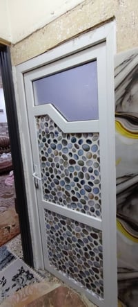 ابواب بلاستك • طباخ فرن 5 عيون • ثلاجة 22 قدم