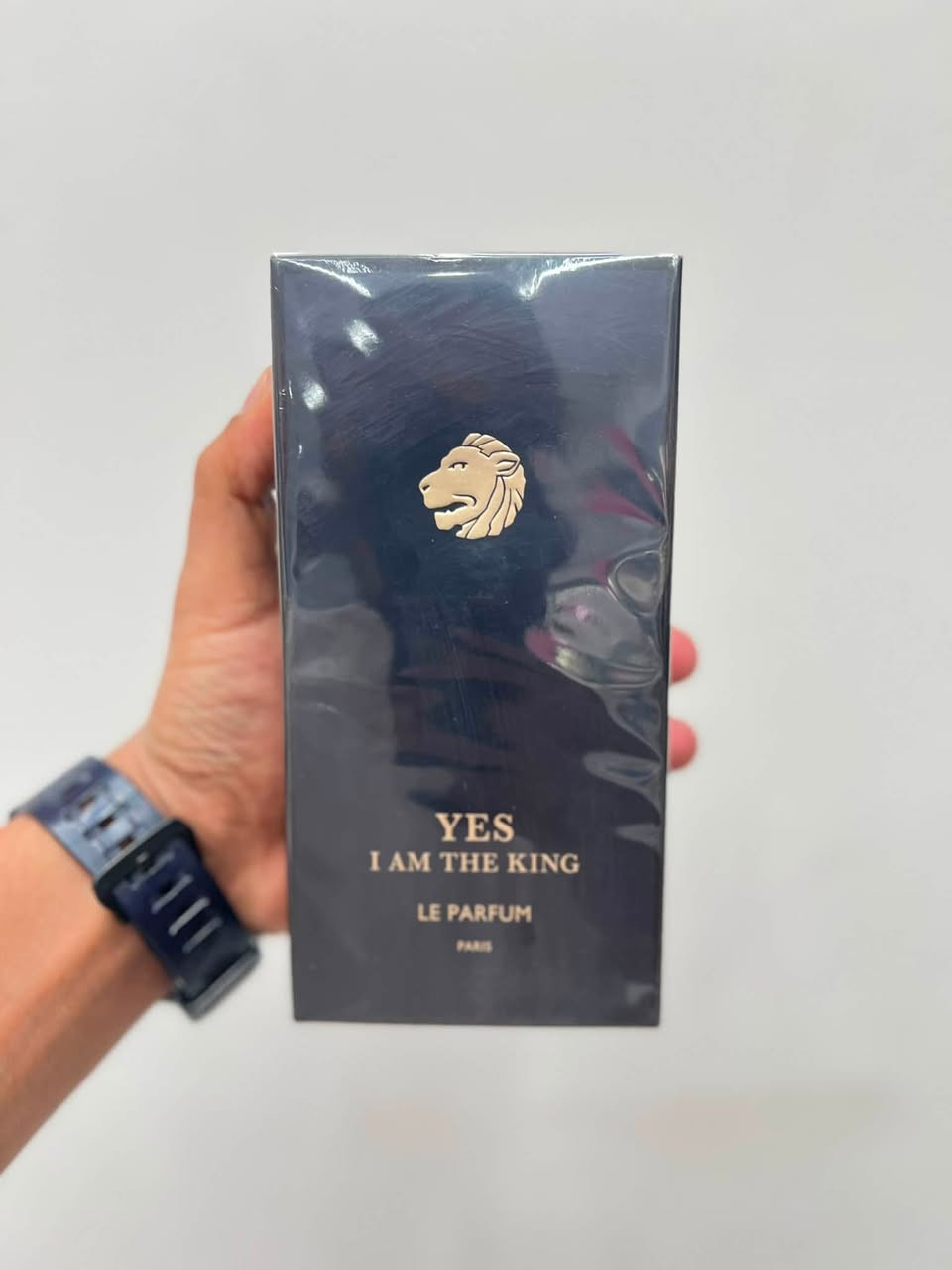 للبيع 
Black bold 
Red bold 
Yes I Am The King le parfum
٤٥ الف 
Conviction sport 
٢٩ الف


**إذا كنت صاحب هذا الإعلان وتريد حذفه لأي سبب، رجاءا أرسل رسالة إلى الدعم الفني**