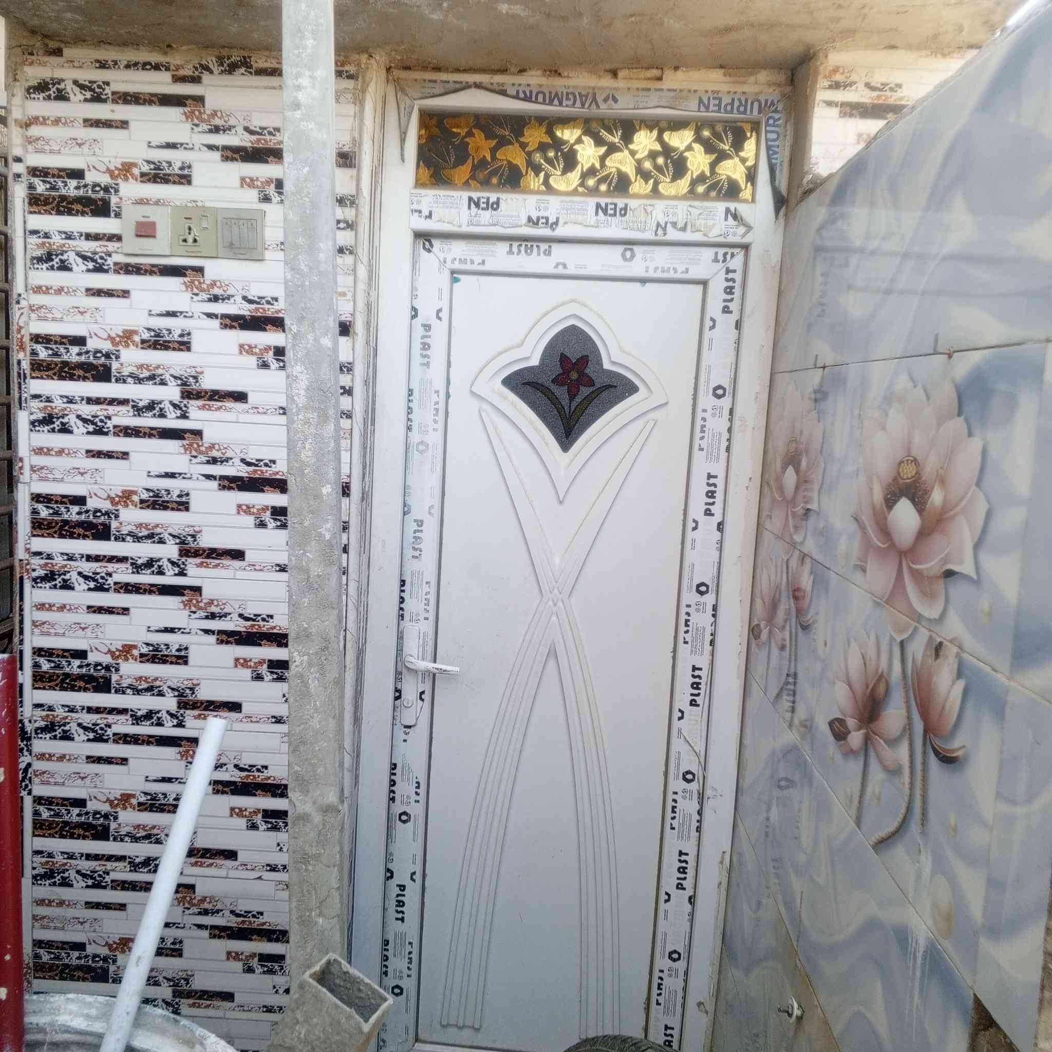 مشتمل للبيع بالسفحه 100م 
خلف جامع الامام علي خلف شارع العام 
استفسار اتصل 
***********
***********
