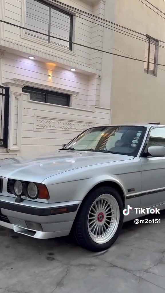 سلام عليكم بي ام ٥٢٥ اصل بليته سنويه محرك كبس كشن كهرباء فتحه لايت زنون اصل ٩٢ تحويل كفاله عدا صبغ جماليه سعر ٨٥ مكان سياره بغداد تاجي بس الويل مبدل شاديله خليه السياره احلا منصوره ومنضومت غاز كامله كشنات جلد
