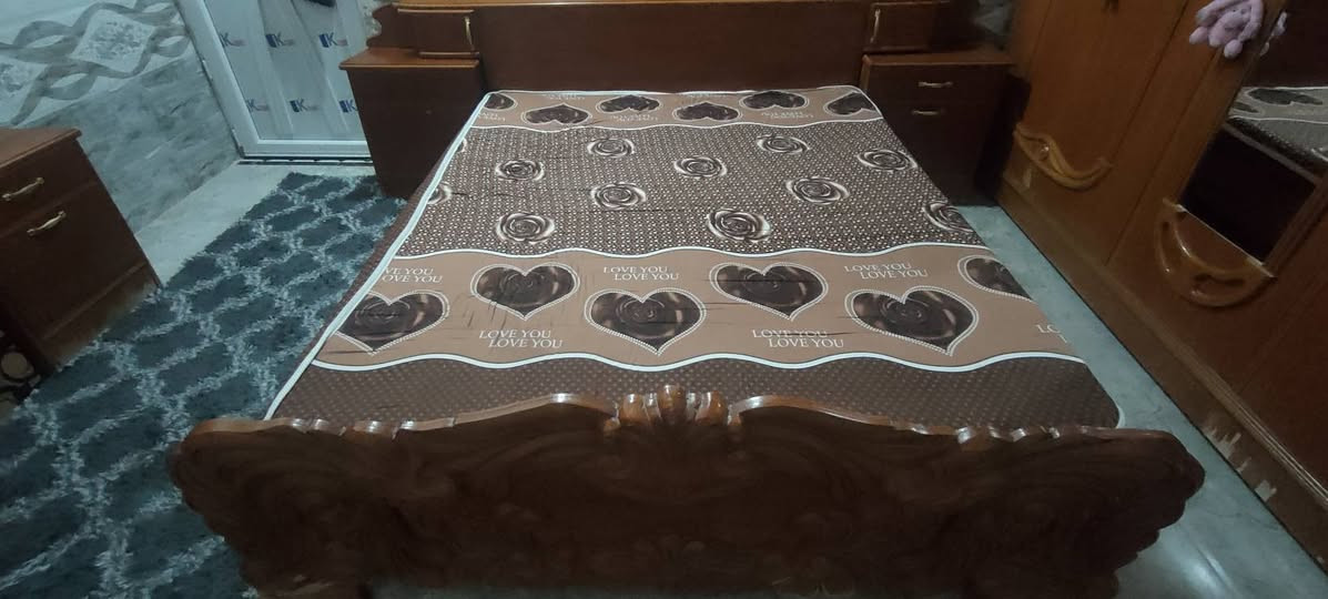 غرفة النوم للبيع اخو جديد نوعيه عراقي درجه الاول بدون سفنجه
سعر 550الف بيه مجال
عنوان قضاء تلعفر
رقم الهاتف ‏‪0750 322 6750‬‏
