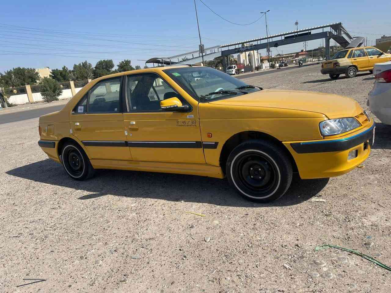 السلام عليكم بيجو بارص 2015 سيارة نضيفة وحلوة سيارة بيهة باب صبغ باب الصدر بس كير مكينه مكفولة مكاني بغداد زعفرانية السعر 44وبيهة مجال حك الجيه السيارة احلة من صور رقم ***********
