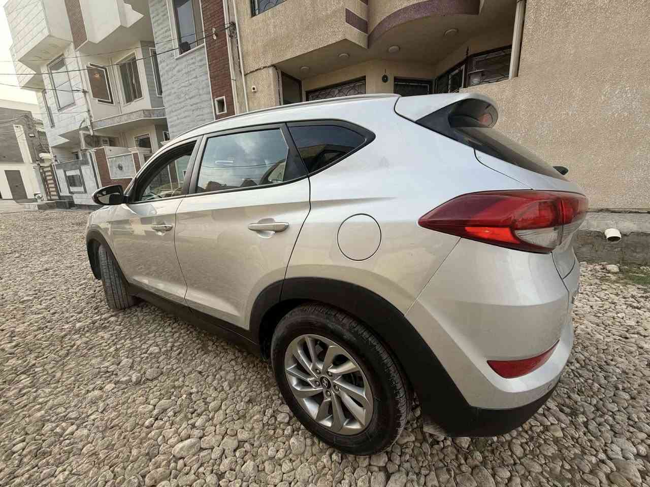 السلام عليكم
هونداي توسان
موديل 18
وارد امريكي
ماشيه98 الف حقيقي
رقم بغداد مشروع وطني
المواصفات
لد امامي خلفي
فور ويل
كامرا شاشه كبيره
كشاف 
كشن كهرباء
تتفأه بالكشنات
ويلكب 17
تحكم جهتين
مكينه 2000 ما مفتوحه
كير اي تي ما مفتوح
حادثه قطعه وحده فقط ولباقي مكفول من صبغ وضربه 
صور لحادث موجوده
تخم تاير جديد هسه شاده قبل يًومين
حداديه جديده قبل فتره مسويه
ادامه كامله 
كير مكينه جدد ما مفتوحات
السعر144 وبيه مجال 
مكاني بابل***********
