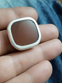 عقيق يماني قديم خامة رووعة ١٤٠ ألف بغداد ٠٧٧٠٤٥٥٥٥٨١