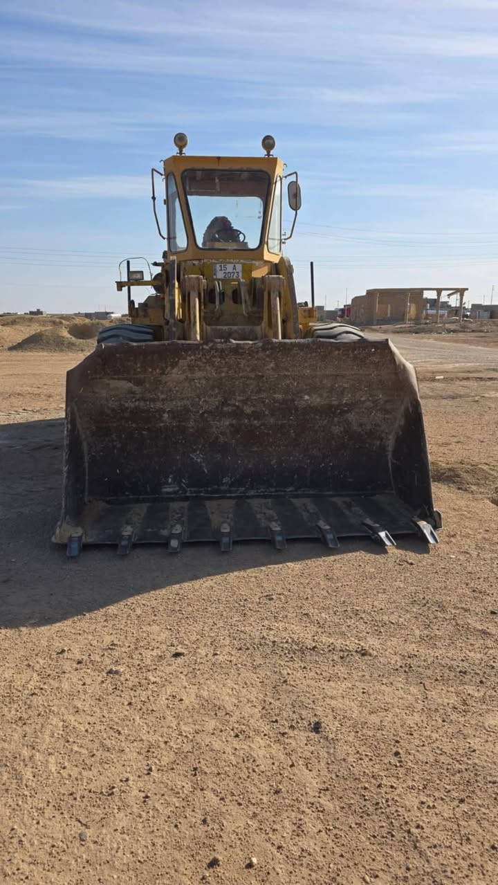 شفل عادي محرك بي موديل 79 رقم انبار انكليزي مكان الشفل رمادي الاتصال ***********
