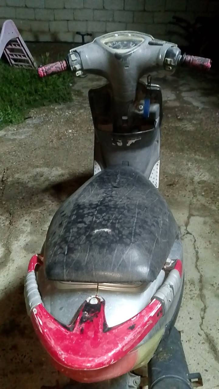 ماكس عدله نقصه بس كابريتر وجوزه والمكينه مفتوحه  الاغراض صليه دراجه كدامكم وسخه بدون غسل باقي الدراجه كلشي شغال درجه خير من لله  مكفوله الكفرات البلدي موجوده بس الصفحه من الكفر مكسوره بس 
وباقي الاغراض موجوده   سعره 450وبيه مجال  مكاني بغداد في كوريش قرب مخابز باب الاغا  تواصلوا وياه عله هاذه الرقم ***********
