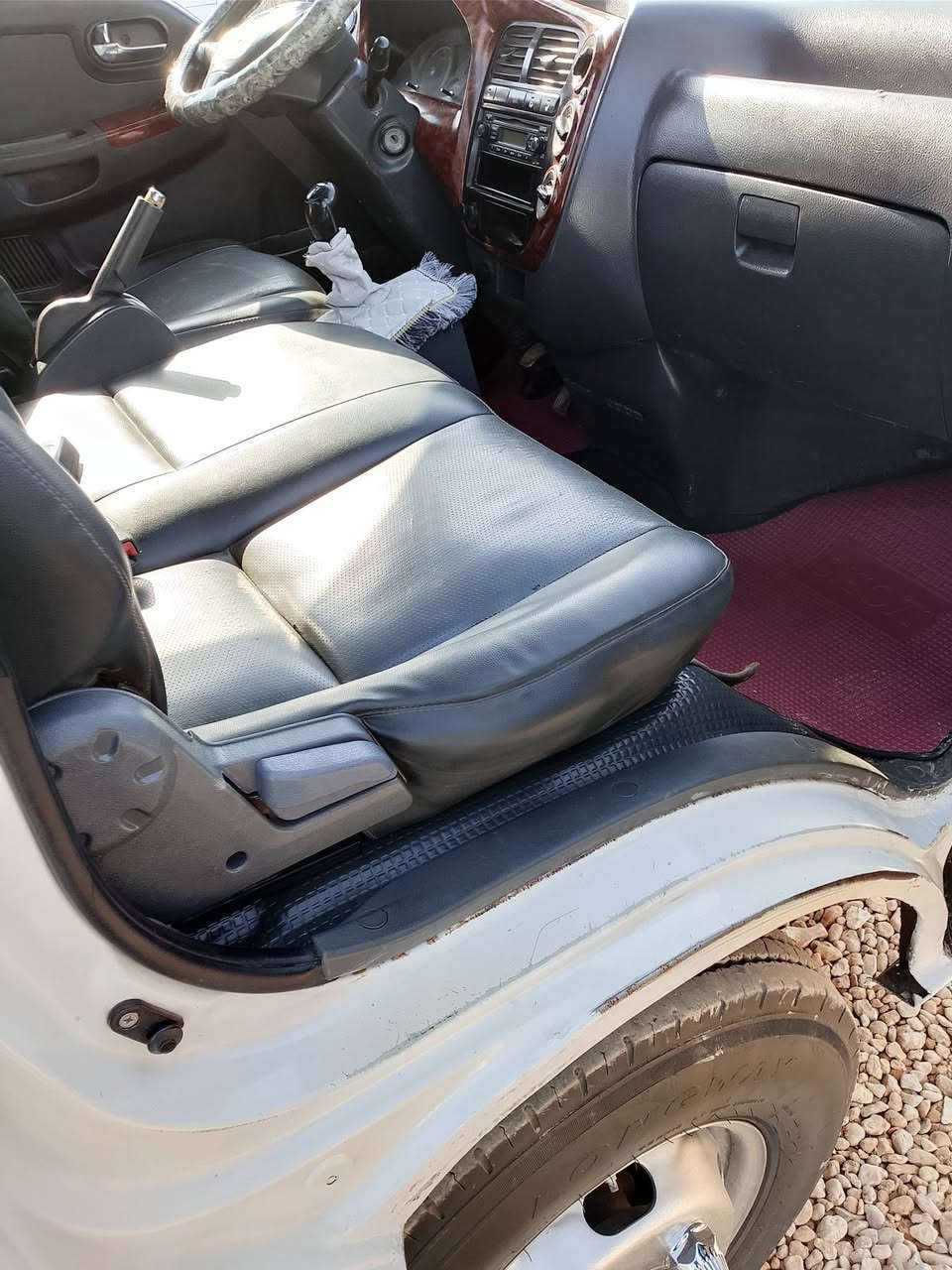 كيا فحل مسكر سبلاين موديل 2008 رقم بغداد كفاله عامه مكينه كير اكسل حداديه تخم تاير  جديد محور 14 محجر درجه اولى سنويه 27 المكان بابل قضاء القاسم ***********. ***********
