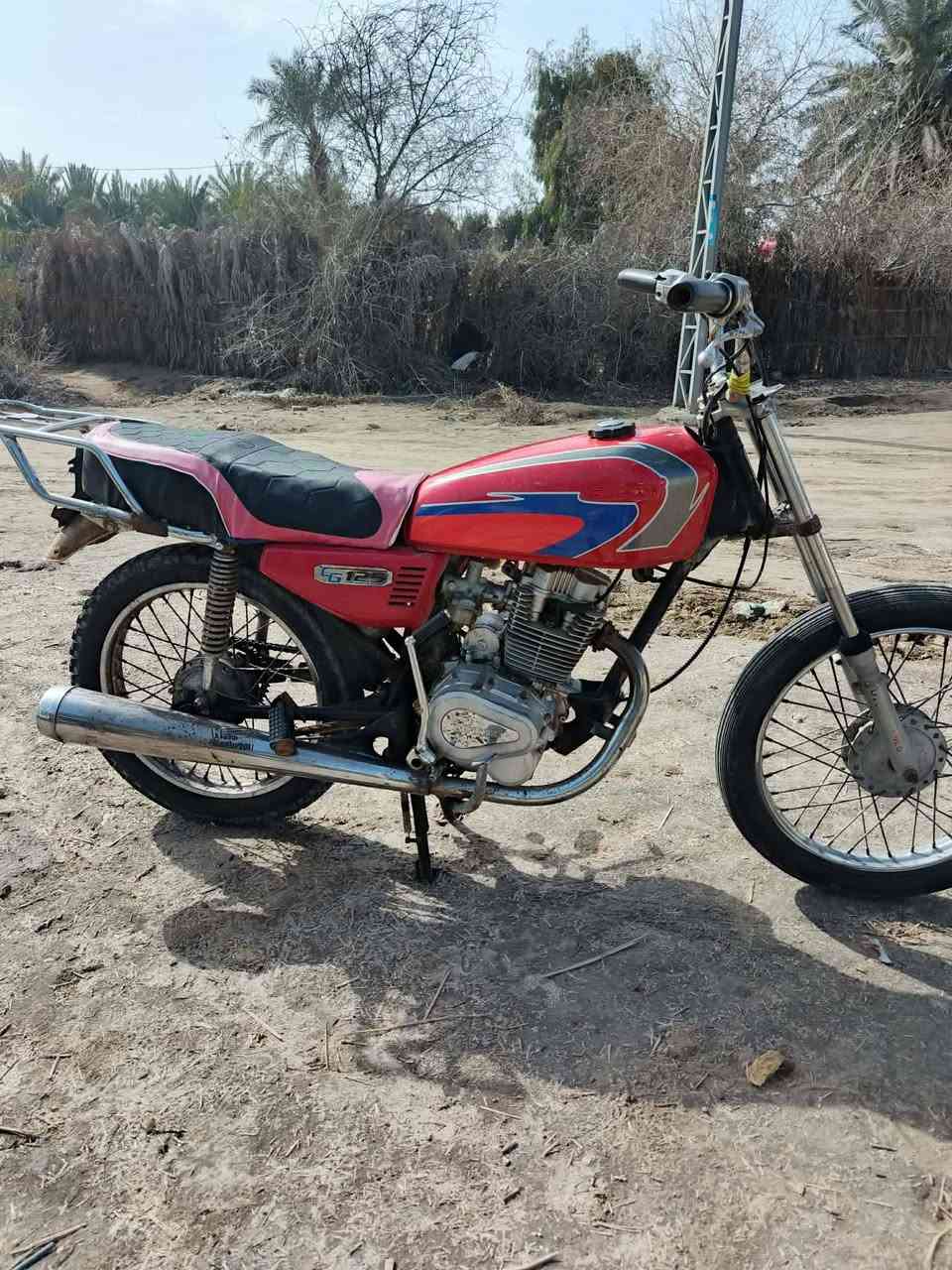 السلام عليكم شباب
دراجه للبيع حلوه او نضيفه  الشراي يجي خاص


**إذا كنت صاحب هذا الإعلان وتريد حذفه لأي سبب، رجاءا أرسل رسالة إلى الدعم الفني**