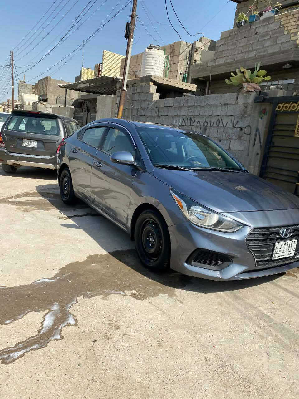 سلام عليكم للبيع اكسنت موديل 20 حادثه من امريكه جاملغ وباب صفحه الصدر بدون دواخل مكينه ما مفتوحه كير AT المرغوب تبريد تخم تاير حداديه خير من الله كهربائيات كله شغاله المكان بغداد حي الجهاد شارع الشارقه السعر ١٠٠ وبيه مجال للطيبين ***********
