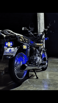 دراجة نامي تو برو 4 گير موديل 2025 نضيفة كلش مستخدمه شي قليل اوراق منفيس  الشركة وياها الدراجة بعد احلا من الصورة مابيها اي نقص السعر 700 بيها مجال قليل كلش مكاني ديالى جبارة ***********
