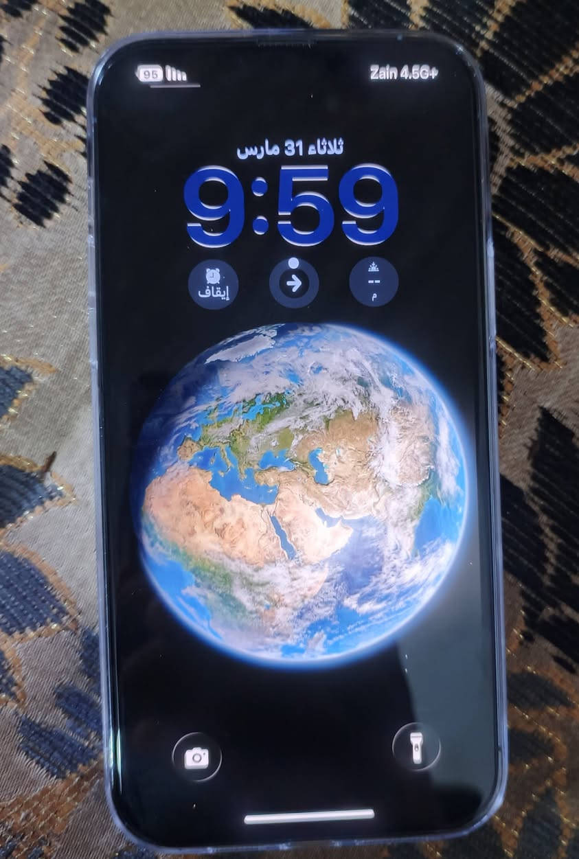 السلام عليكم ورحمه الله
للبيع 
ايفون 📲13برو ماكس 
ذاكره 256
بطارية 🔋84 لامرفوعه ولا مبدله اصلي 
جهاز ما مفتوح نضافته 100٪
تك خط 
الون سمائي 
خاص ماجوب عجبك الموبايل اتصل 🗣📲📞
***********
والف هلا بشراي 🤍
