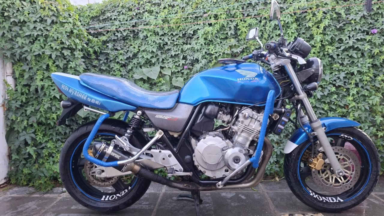 سلام عليكم/سيبي فور 400نوزل كفاله عامه ودراجه جديده مابيه كل نقص كفاله مكينه كير شلع معدل كهربائيات تايرات جدد صالنصه رياضي ادروع اوراق كامله السعر 16ونص وماكوهيج سعر بس متوازي عل بيعته مكاني بغداد والشراي يتصل ***********
